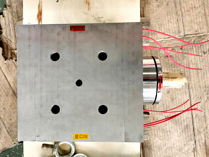 RT系列熔體泵-熔體泵
